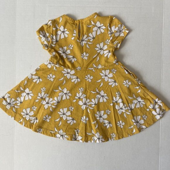 Simple Joys By Carter’s & Carters 18 Month Girl Dresses | Lot of 4 - Picture 13 of 14